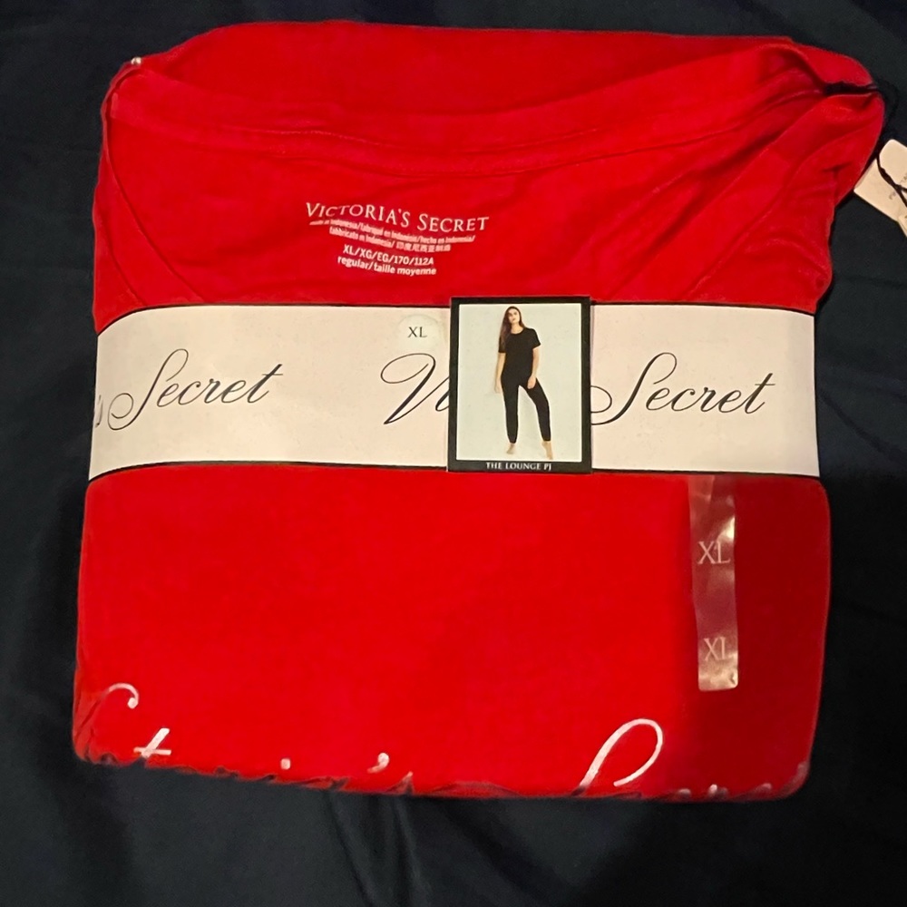 * Brand New* Victoria’s Secret PJ Set